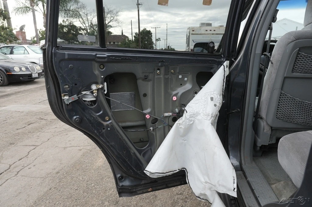 2005 Honda Pilot 1st Gen - Image 17 of 21