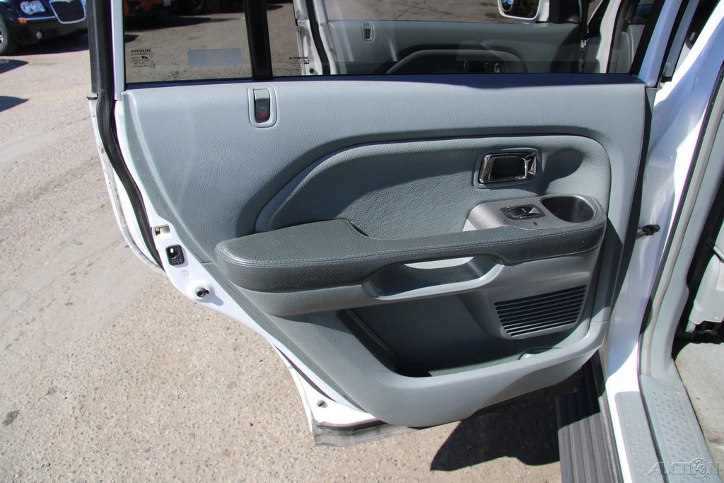 2005 Honda Pilot 1st Gen - Image 21 of 21