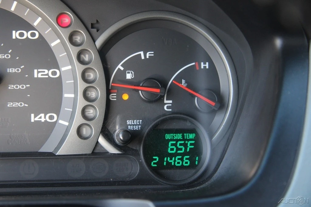 2005 Honda Pilot 1st Gen - Image 18 of 21
