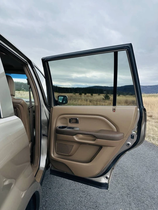 2005 Honda Pilot 1st Gen - Image 12 of 24