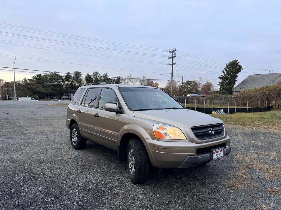 2005 Honda Pilot 1st Gen - Image 2 of 21