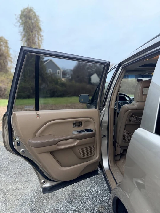 2005 Honda Pilot 1st Gen - Image 9 of 21