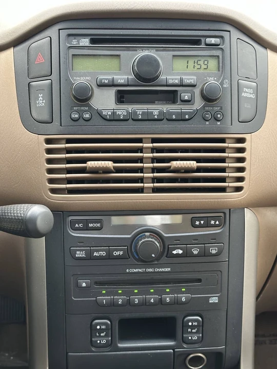 2005 Honda Pilot 1st Gen - Image 21 of 24