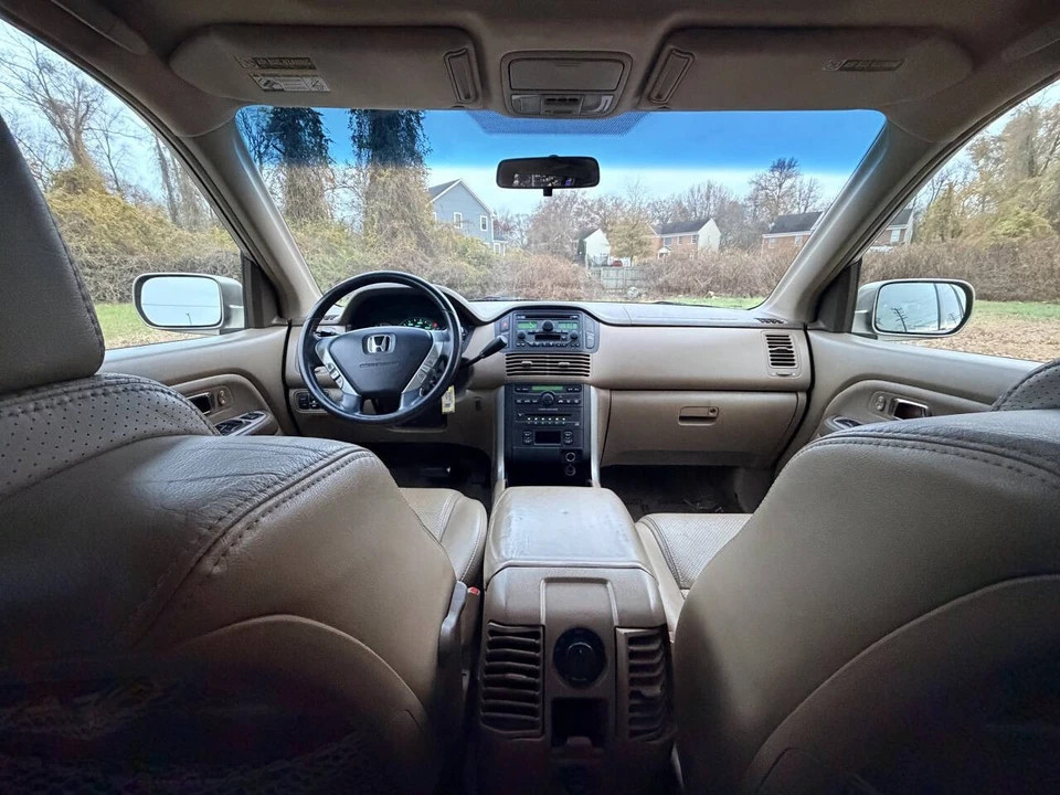2005 Honda Pilot 1st Gen - Image 18 of 21