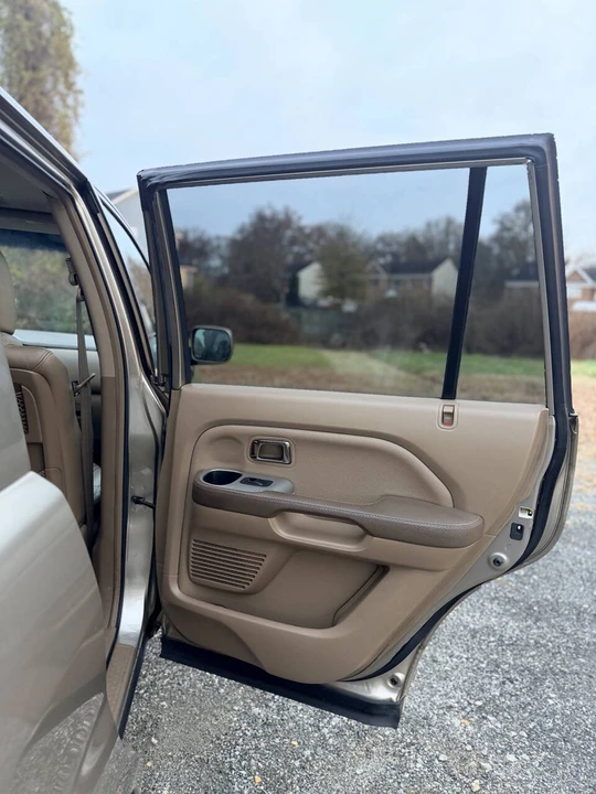 2005 Honda Pilot 1st Gen - Image 11 of 21