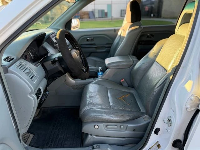 2005 Honda Pilot 1st Gen - Image 11 of 21