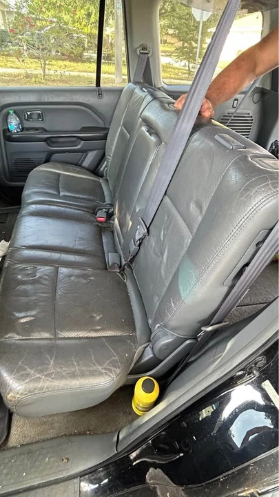 2005 Honda Pilot 1st Gen - Image 9 of 13