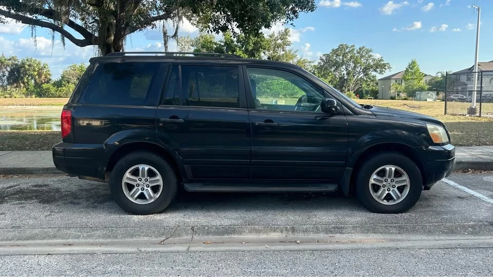 2005 Honda Pilot 1st Gen - Image 7 of 13