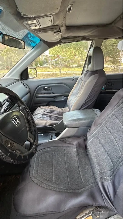 2005 Honda Pilot 1st Gen - Image 8 of 13