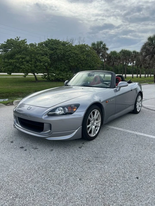 2005 Honda S2000 - Image 2 of 15