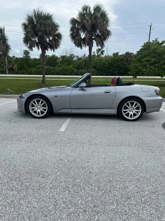 2005 Honda S2000 - Image 7 of 15