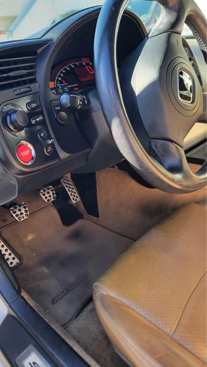 2005 Honda AP2 S2000 - Image 7 of 10