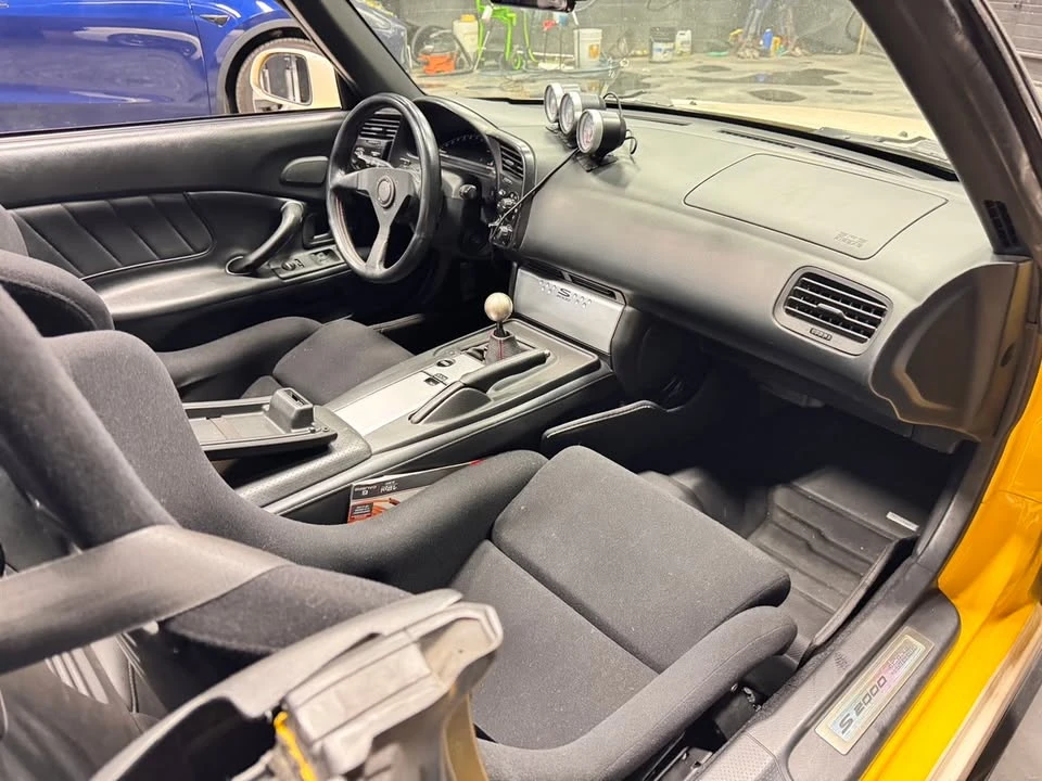 2005 Honda AP2 S2000 - Image 9 of 17