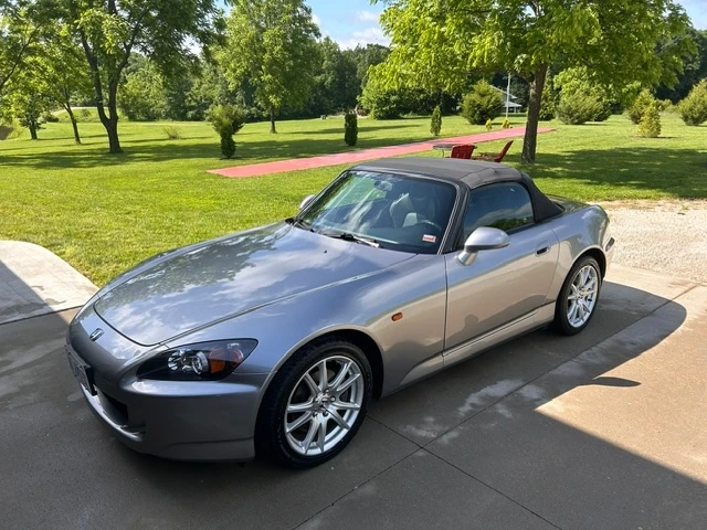 2005 Honda AP2 S2000 - Image 3 of 9