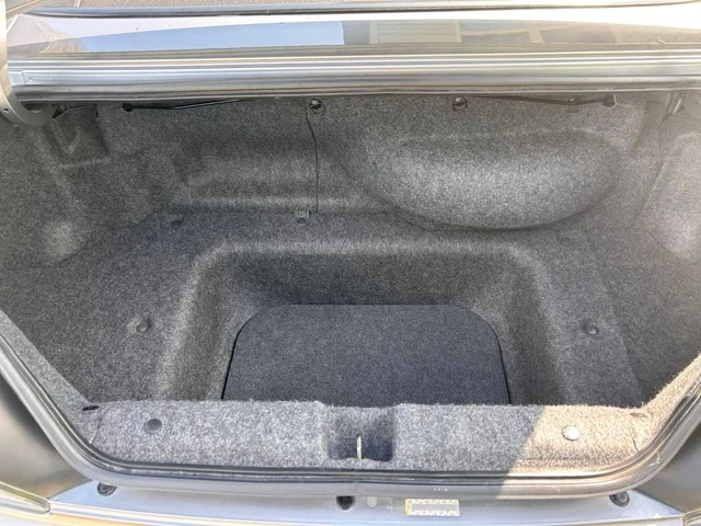 2005 Honda AP2 S2000 - Image 8 of 9