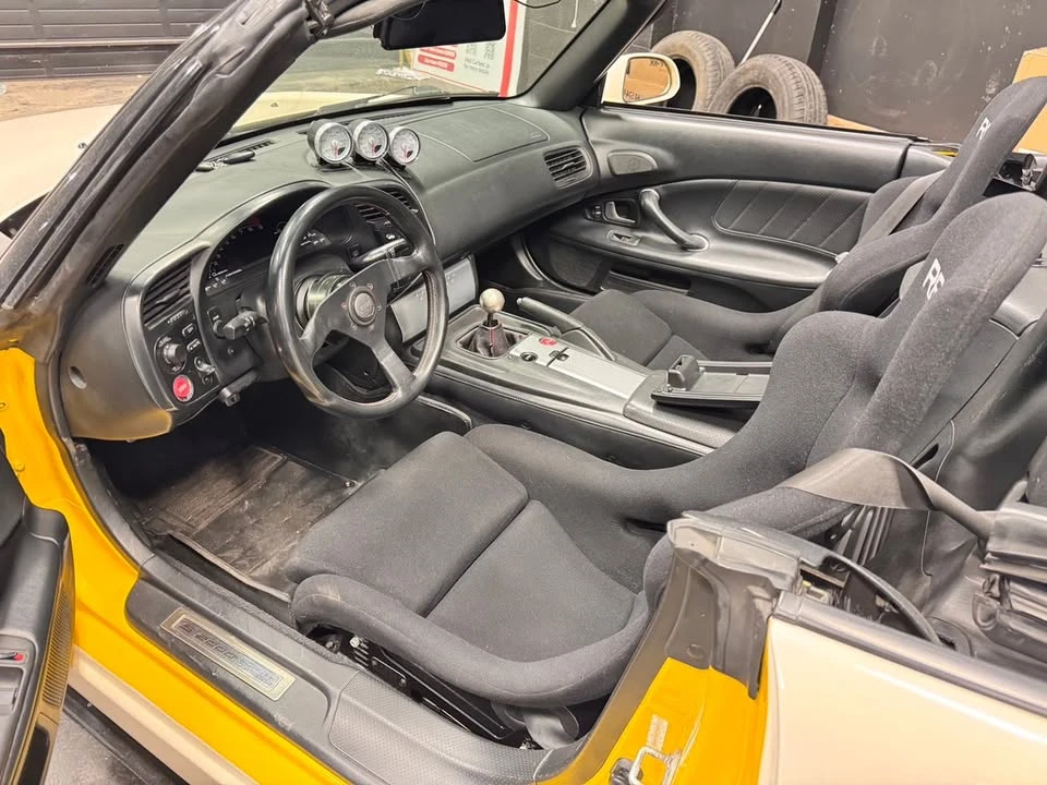 2005 Honda AP2 S2000 - Image 7 of 17