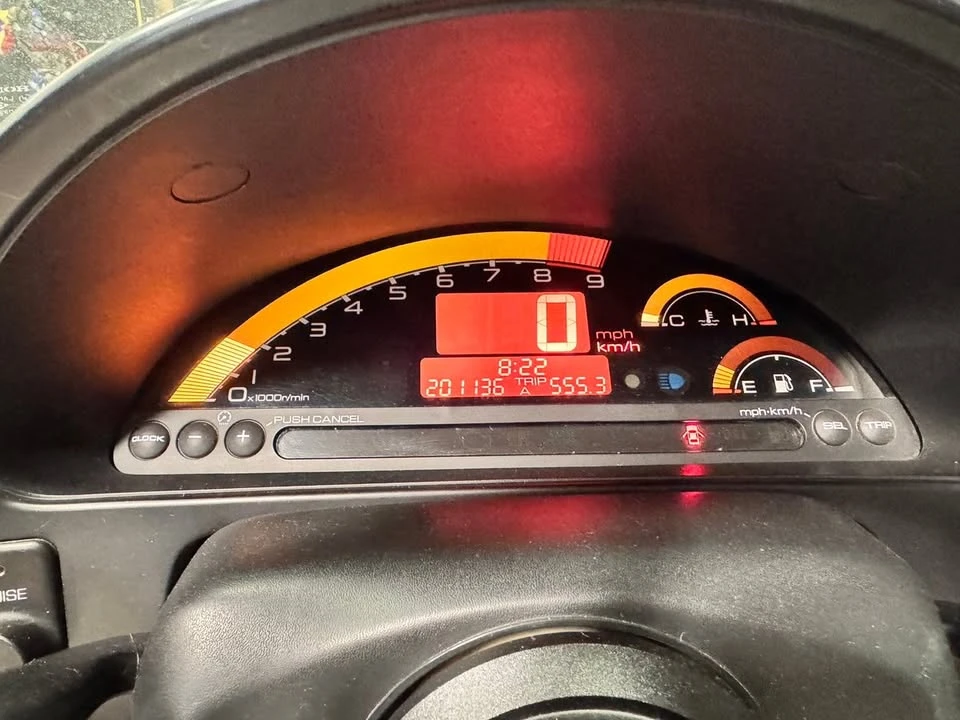 2005 Honda AP2 S2000 - Image 16 of 17