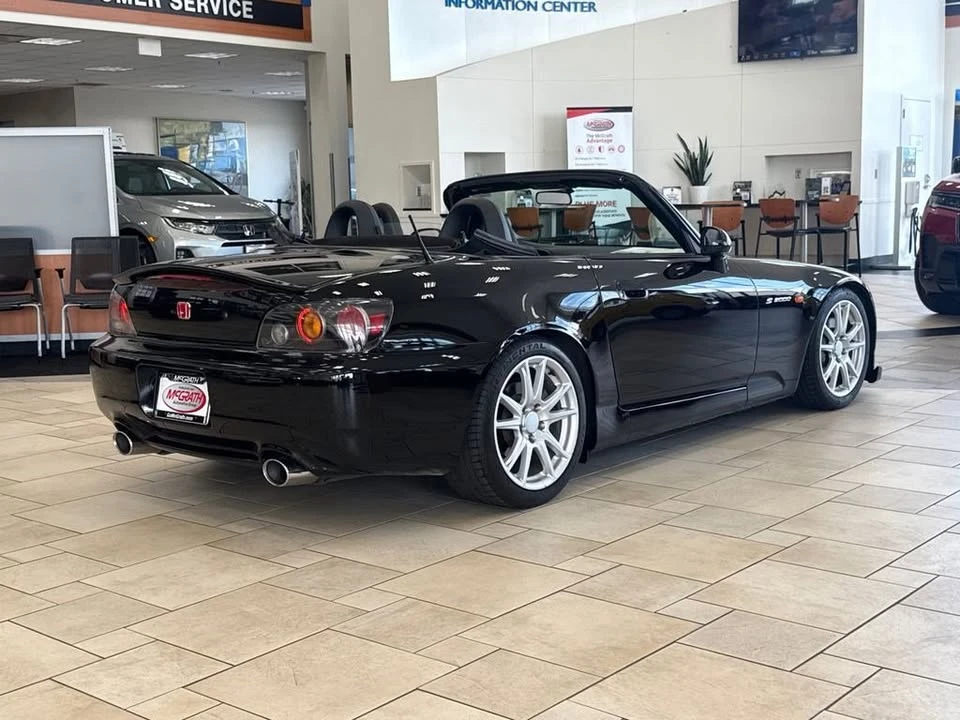 2005 Honda S2000 - Image 5 of 15