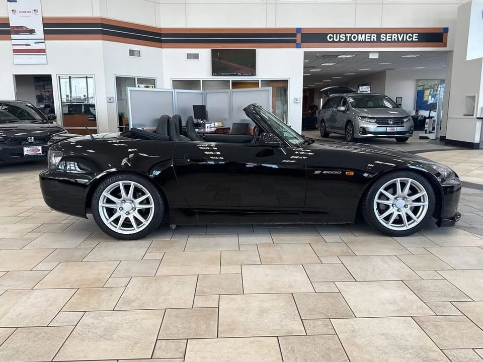 2005 Honda S2000 - Image 6 of 15