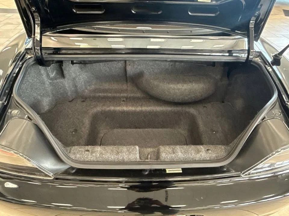2005 Honda S2000 - Image 10 of 15