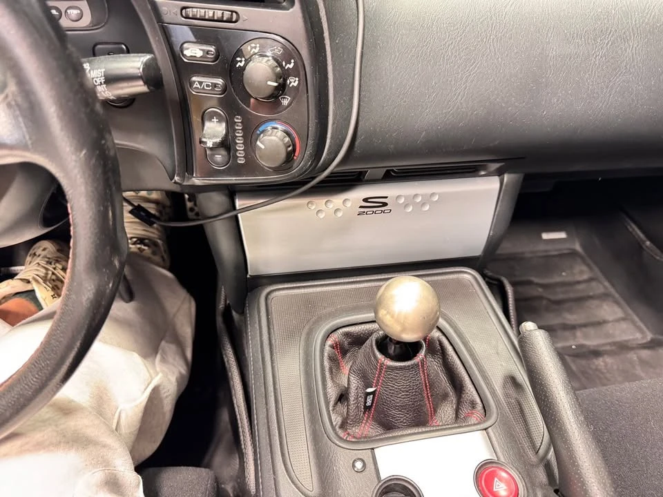 2005 Honda AP2 S2000 - Image 15 of 17