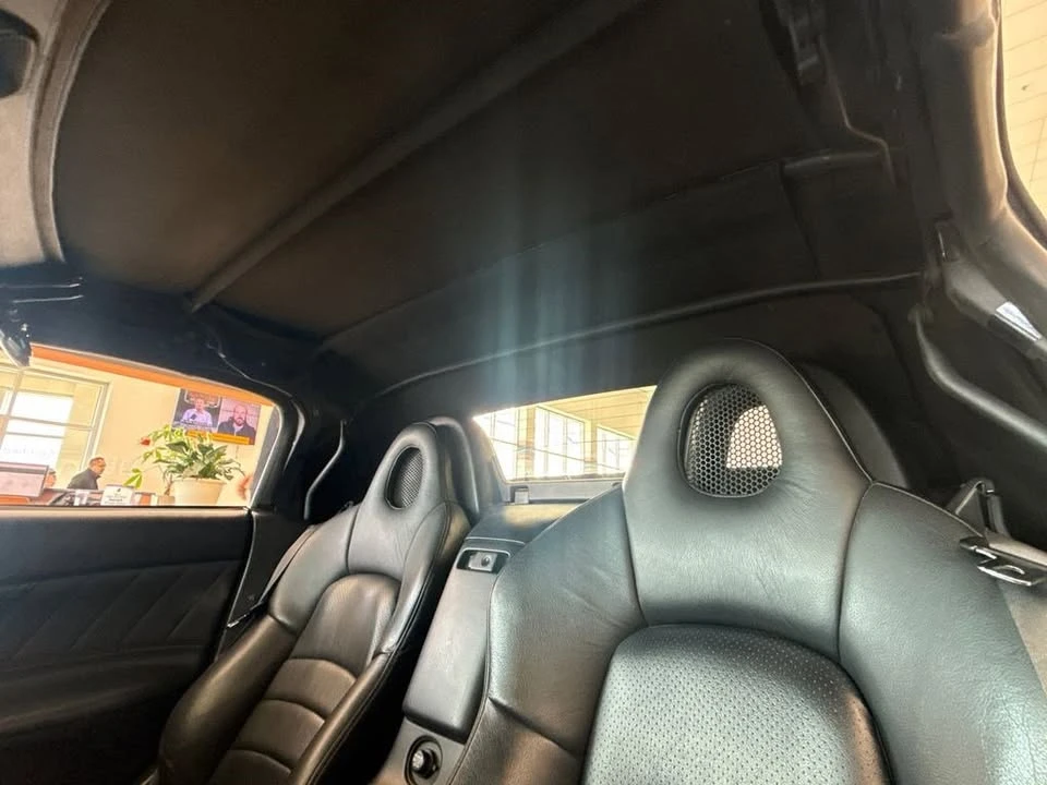 2005 Honda S2000 - Image 13 of 15