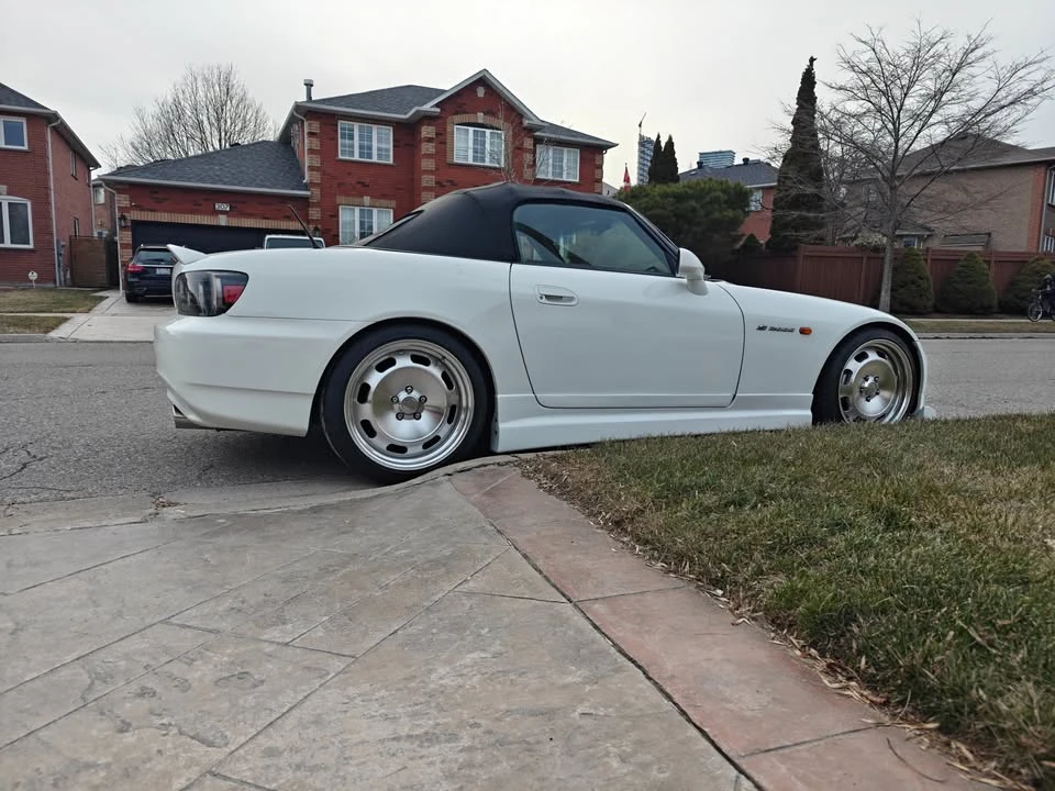 2005 Honda AP2 S2000 - Image 2 of 6