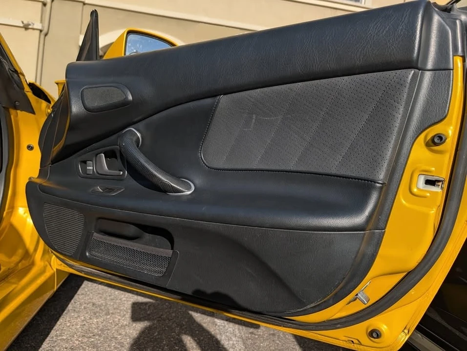 2005 Honda AP2 S2000 - Image 10 of 15