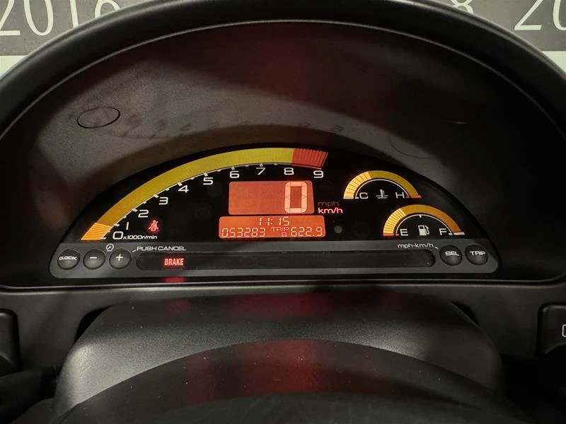 2005 Honda AP2 S2000 - Image 2 of 8