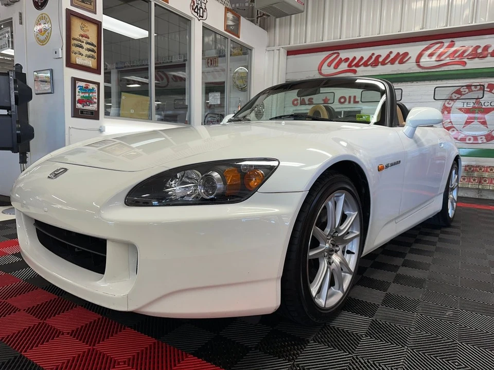2005 Honda AP2 S2000 - Image 6 of 12