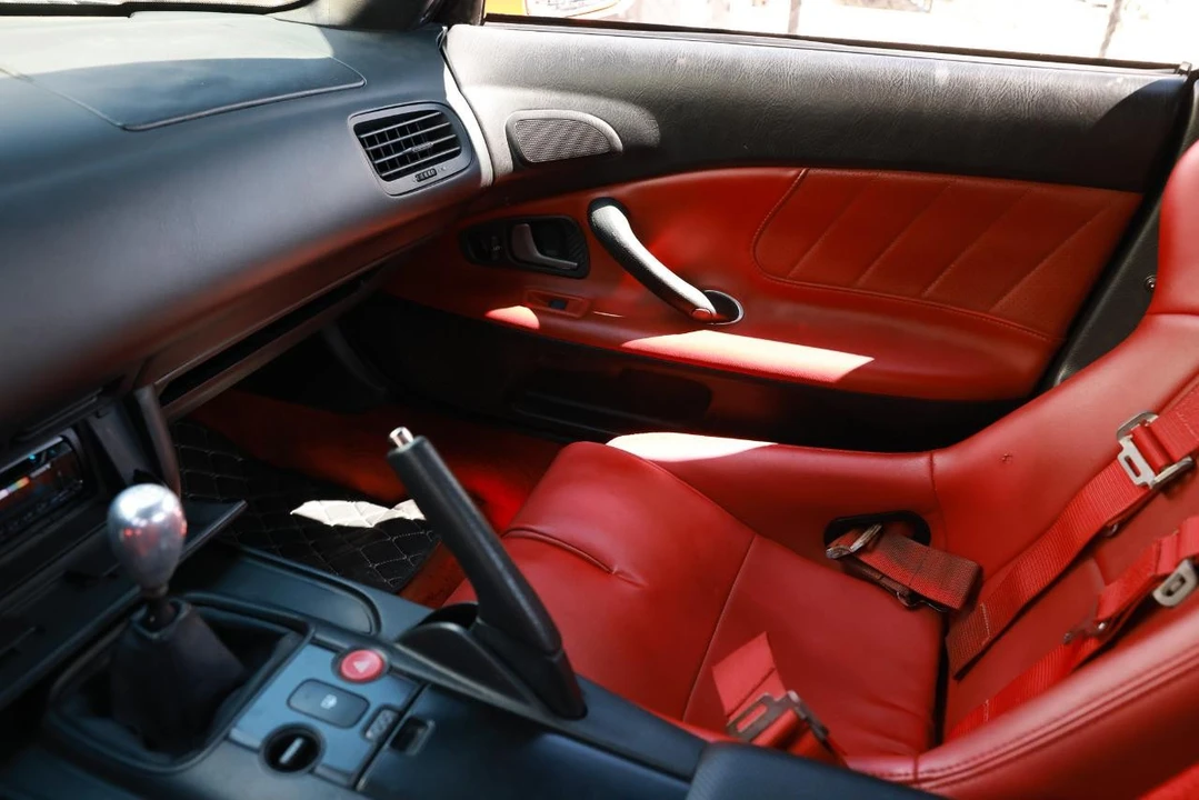 2005 Honda AP2 S2000 - Image 18 of 31