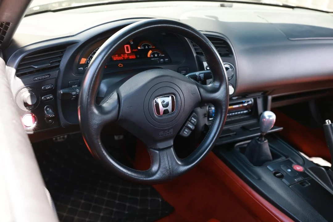 2005 Honda AP2 S2000 - Image 23 of 31