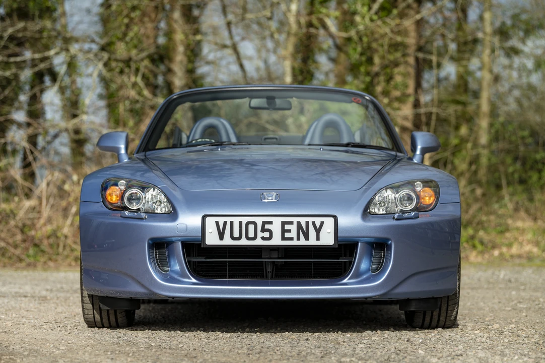 2005 Honda AP2 S2000 - Image 2 of 31