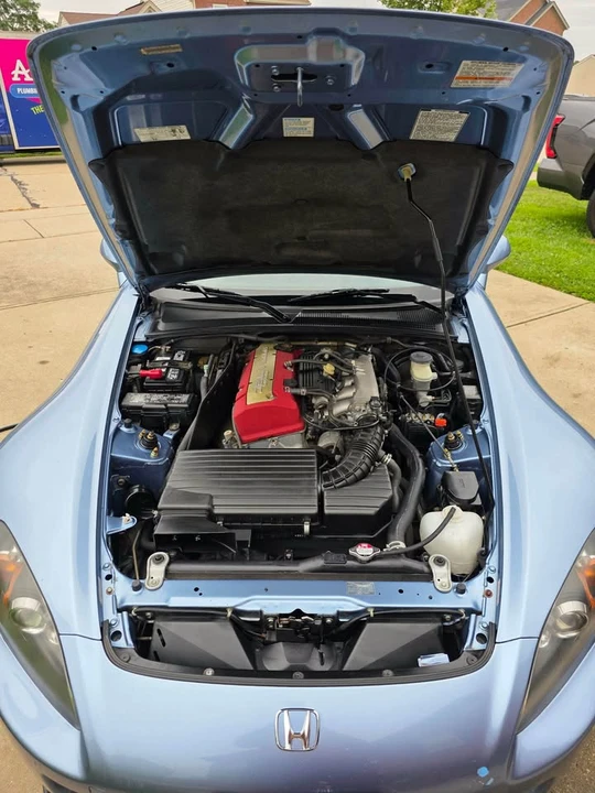 2005 Honda AP2 S2000 - Image 2 of 10
