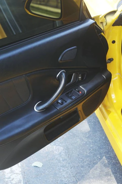 2005 Honda AP2 S2000 - Image 19 of 22