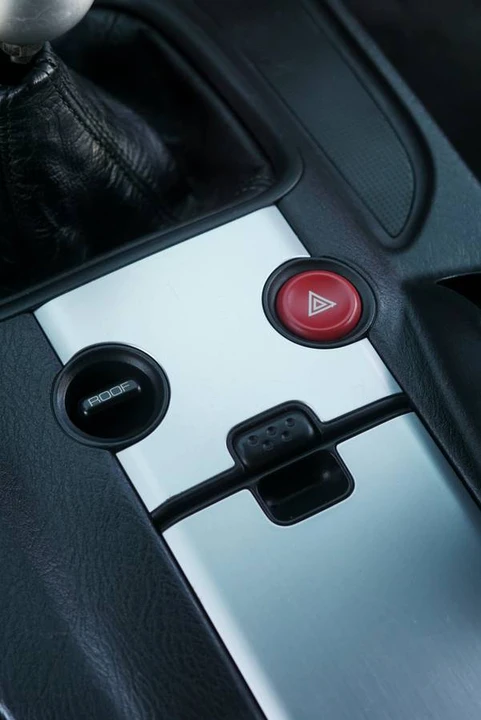 2005 Honda AP2 S2000 - Image 15 of 22