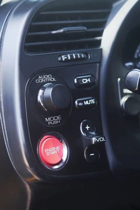 2005 Honda AP2 S2000 - Image 16 of 22