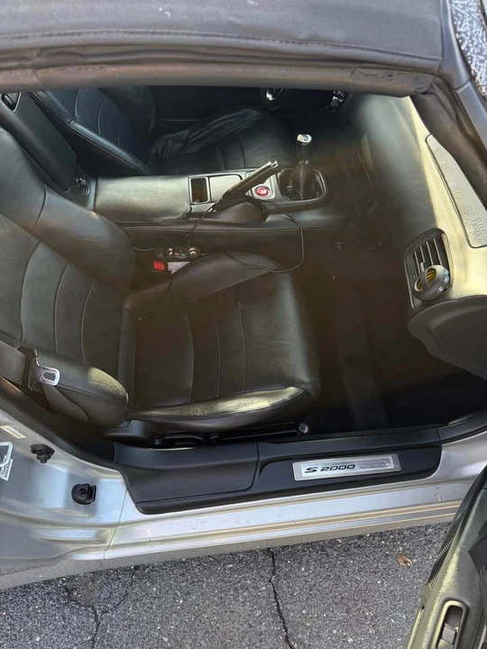 2005 Honda AP2 S2000 - Image 18 of 20