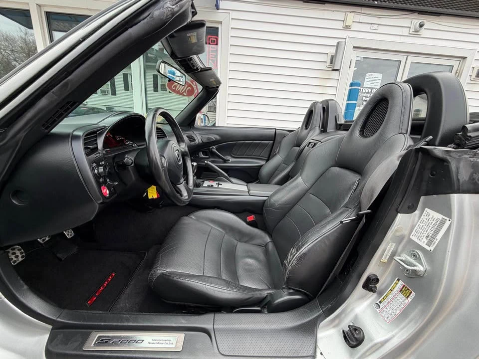 2005 Honda AP2 S2000 - Image 10 of 20