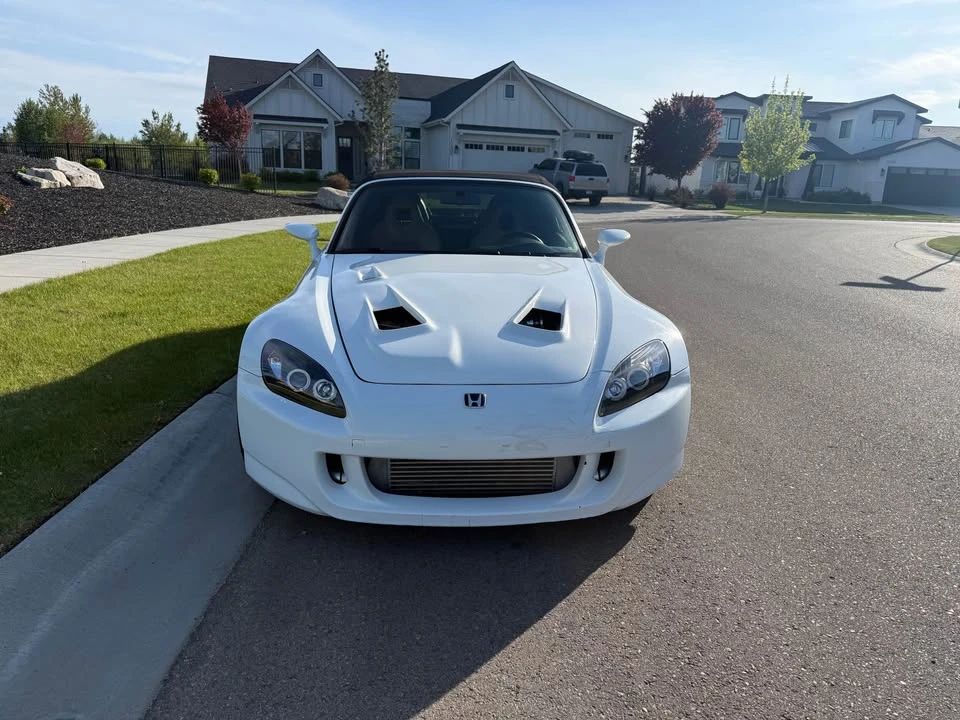 2005 Honda AP2 S2000 - Image 2 of 20