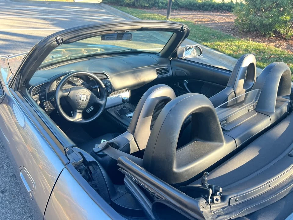 2005 Honda AP2 S2000 - Image 11 of 12