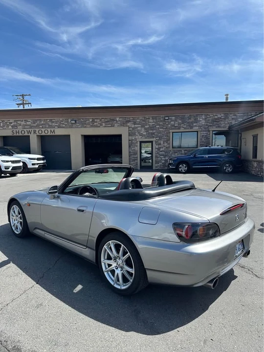 2005 Honda AP2 S2000 - Image 4 of 10