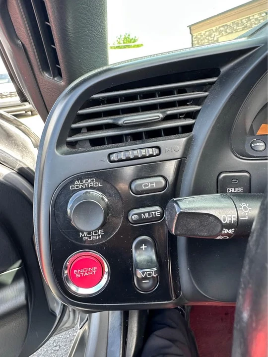 2005 Honda AP2 S2000 - Image 9 of 10
