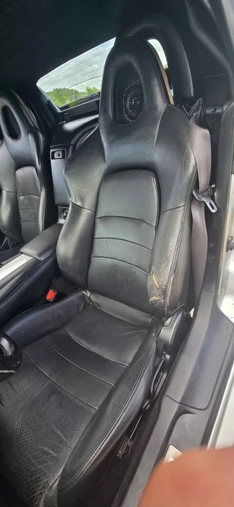 2005 Honda AP2 S2000 - Image 12 of 17