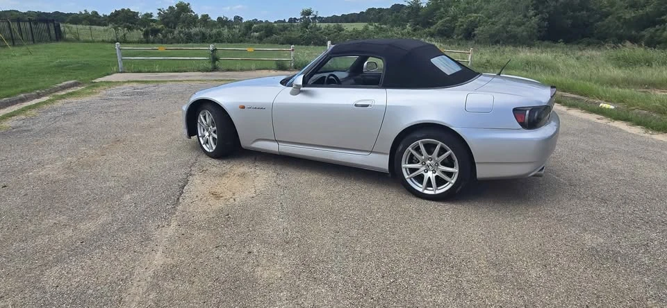 2005 Honda AP2 S2000 - Image 4 of 17