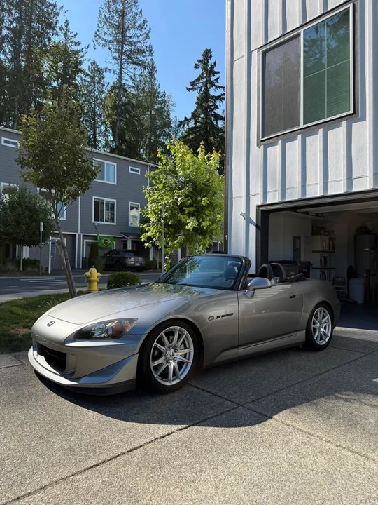 2005 Honda AP2 S2000 - Image 2 of 16