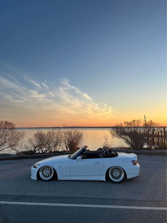 2005 Honda AP2 S2000 - Image 2 of 20