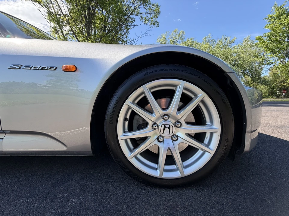 2005 Honda AP2 S2000 - Image 13 of 23