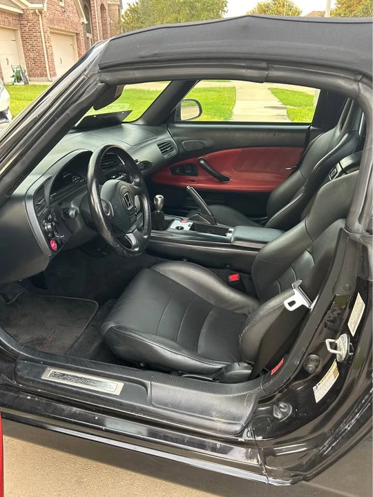 2005 Honda AP2 S2000 - Image 8 of 11