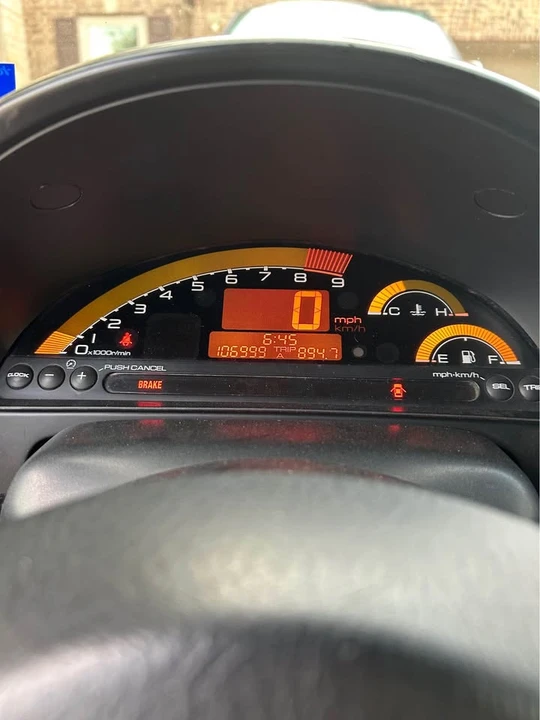 2005 Honda AP2 S2000 - Image 10 of 11
